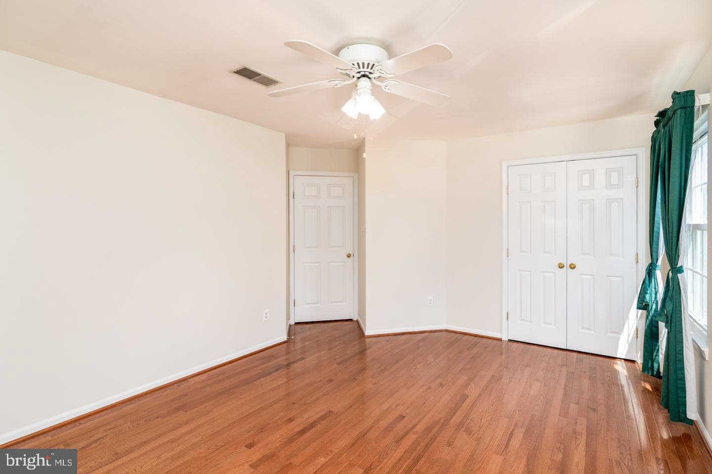 9240 Matthew Drive photo 35