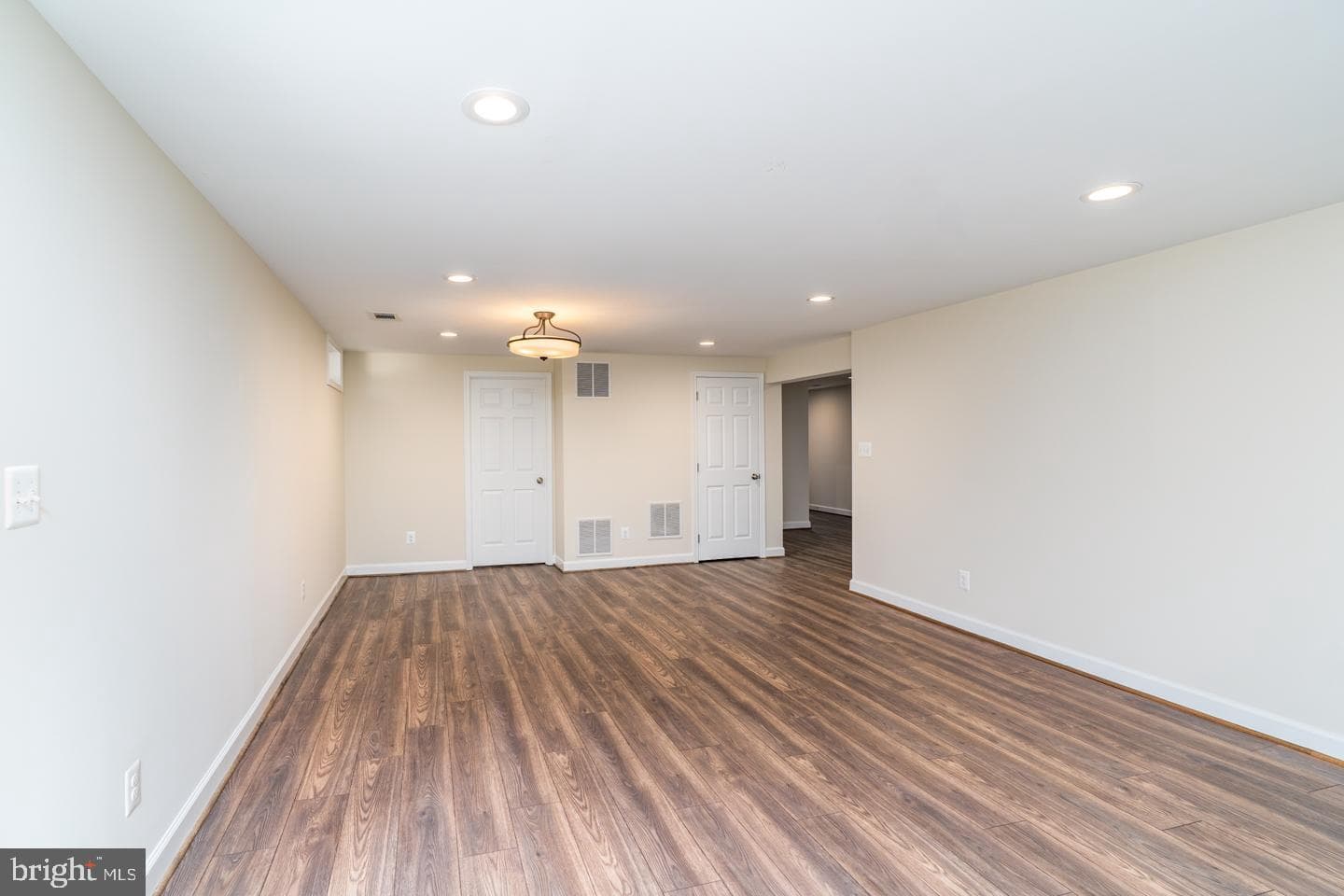 9240 Matthew Drive photo 47