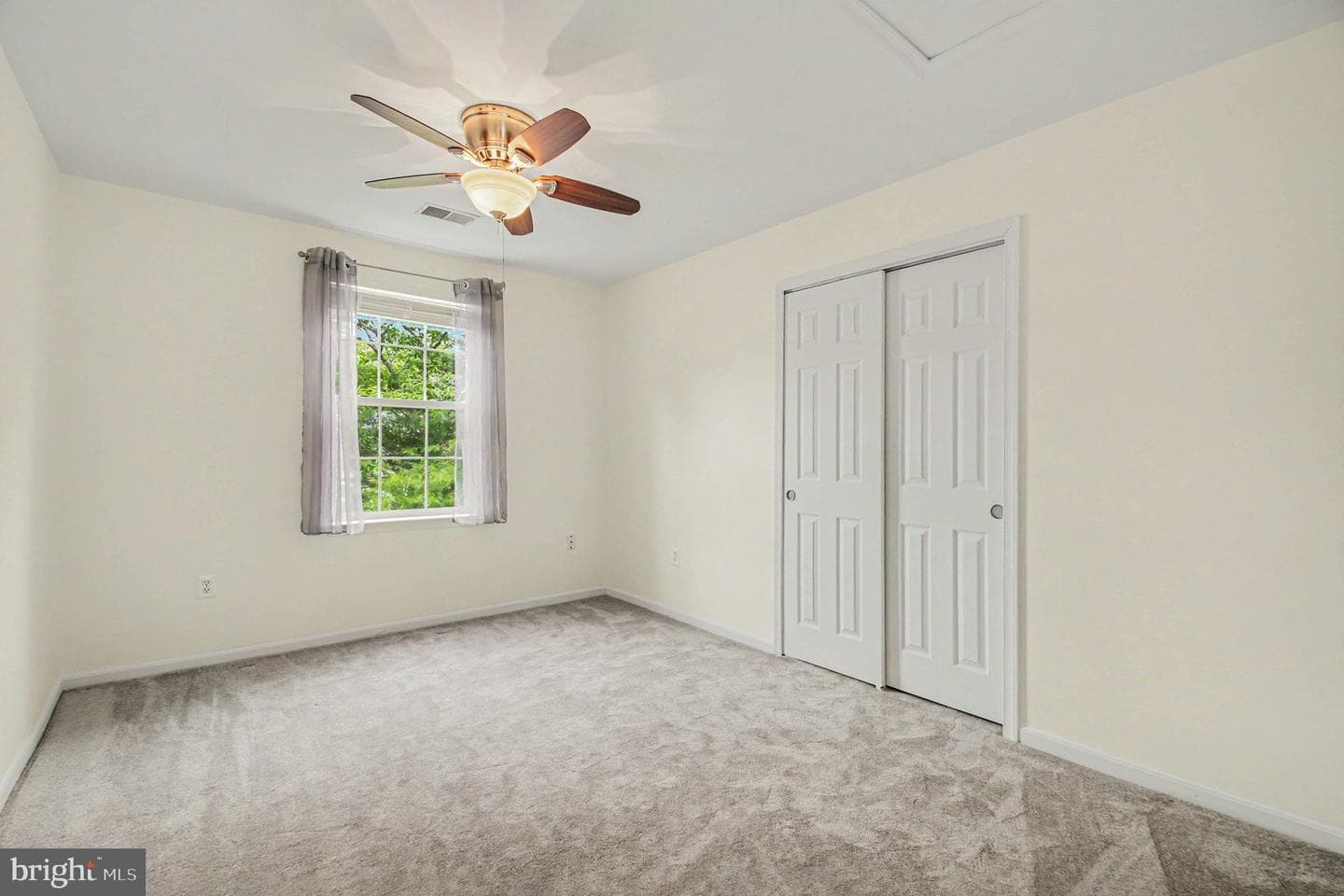9224 Cynthia Street photo 24