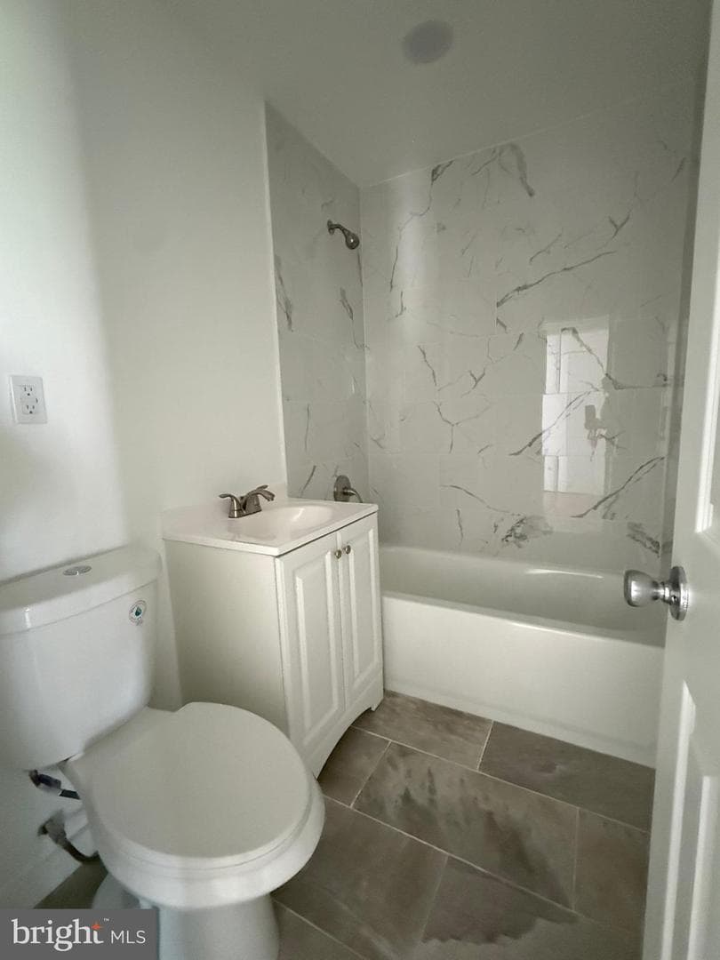 146 Scott Dr photo 5