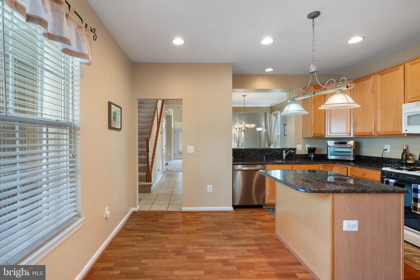 9405 Primrose Lane photo 11