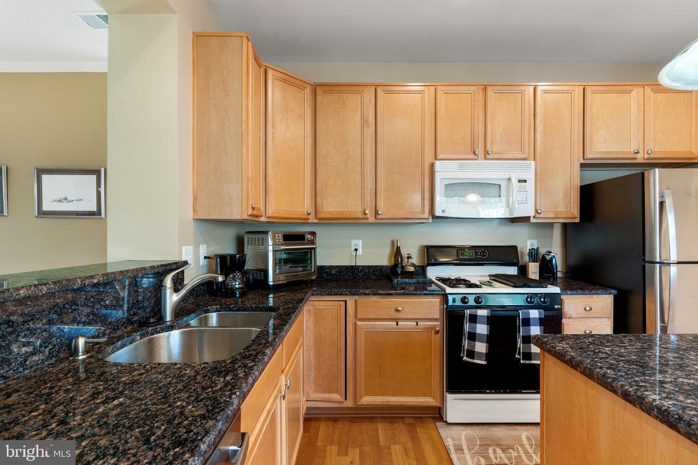 9405 Primrose Lane photo 12