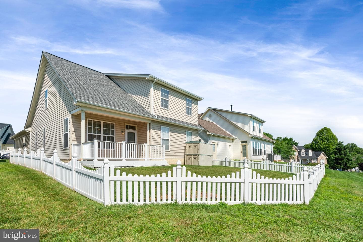 9405 Primrose Lane photo 38