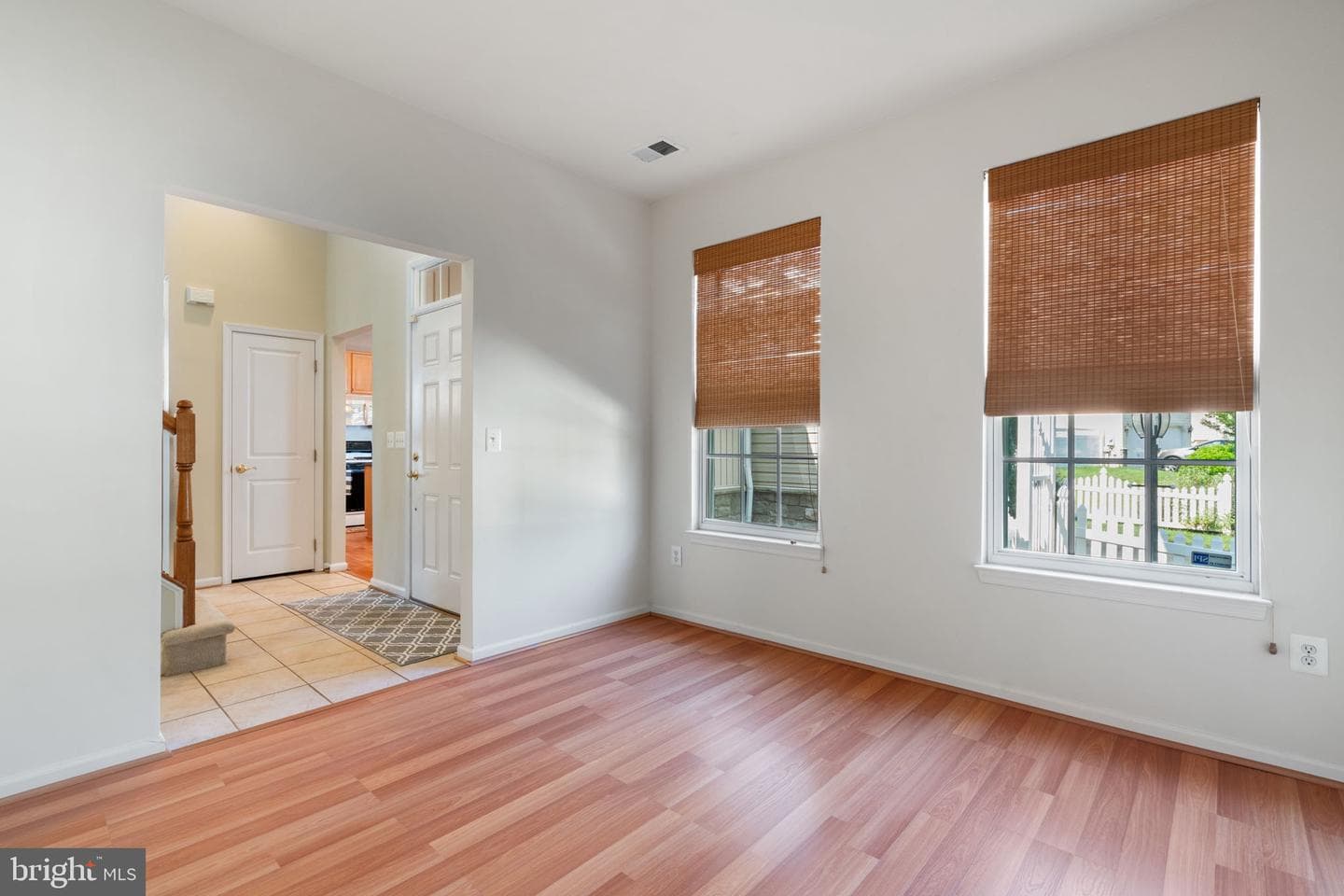9405 Primrose Lane photo 6