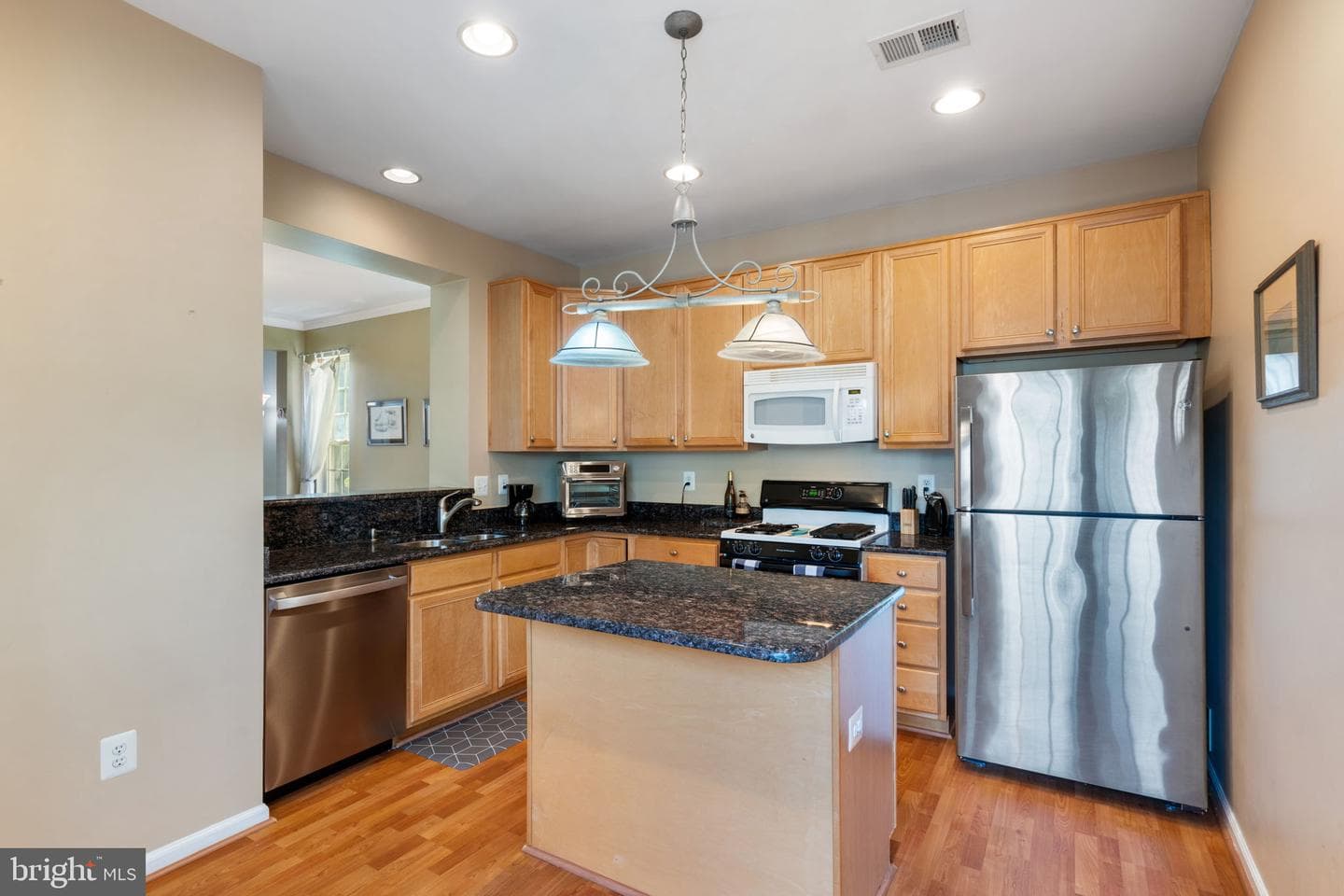 9405 Primrose Lane photo 8