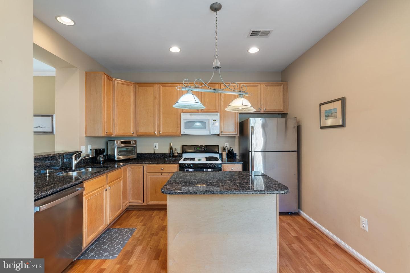 9405 Primrose Lane photo 9