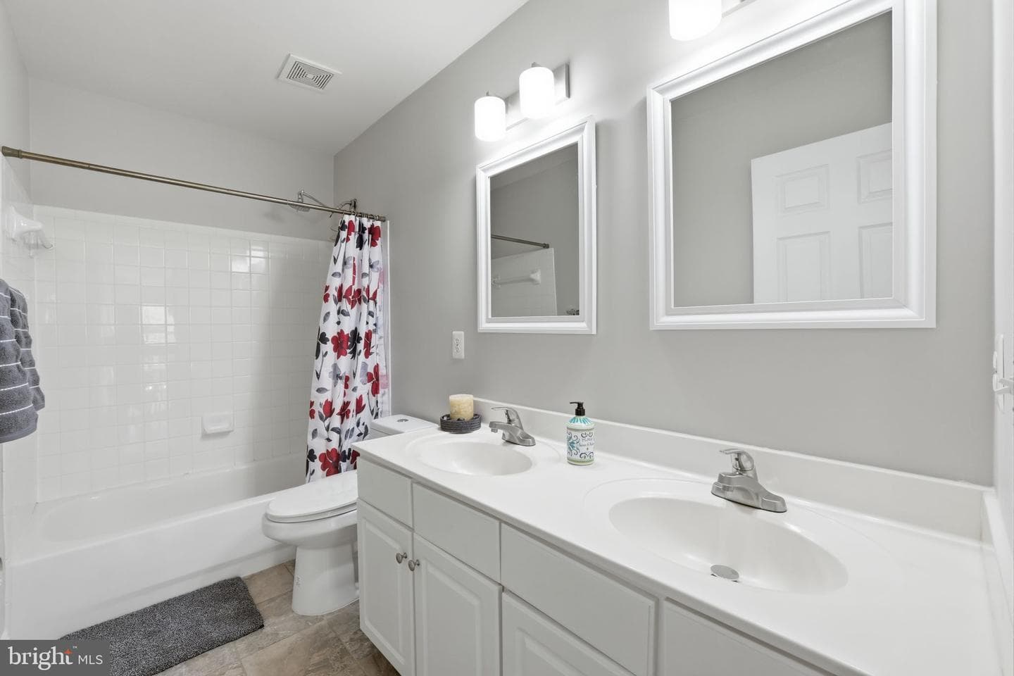 9199 Matthew Drive photo 22