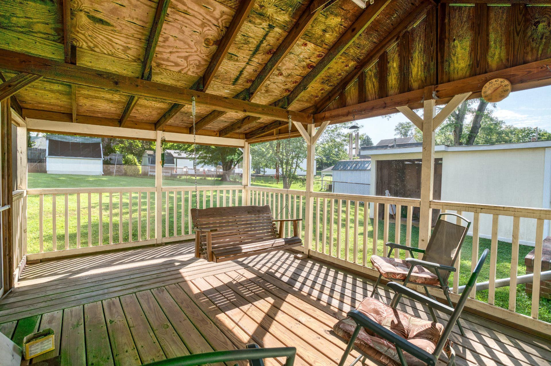 192 Cabbel Drive photo 27