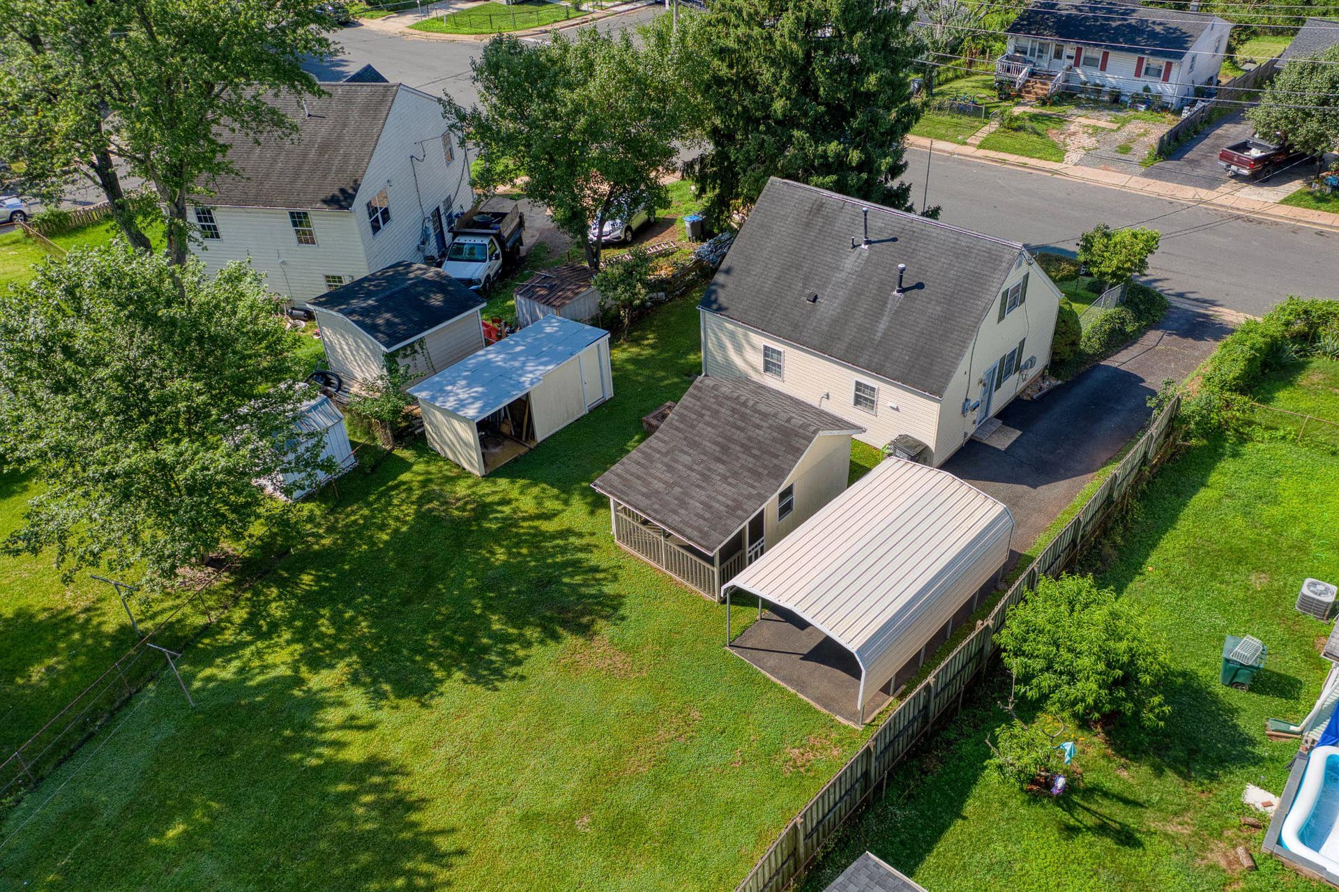 192 Cabbel Drive photo 49