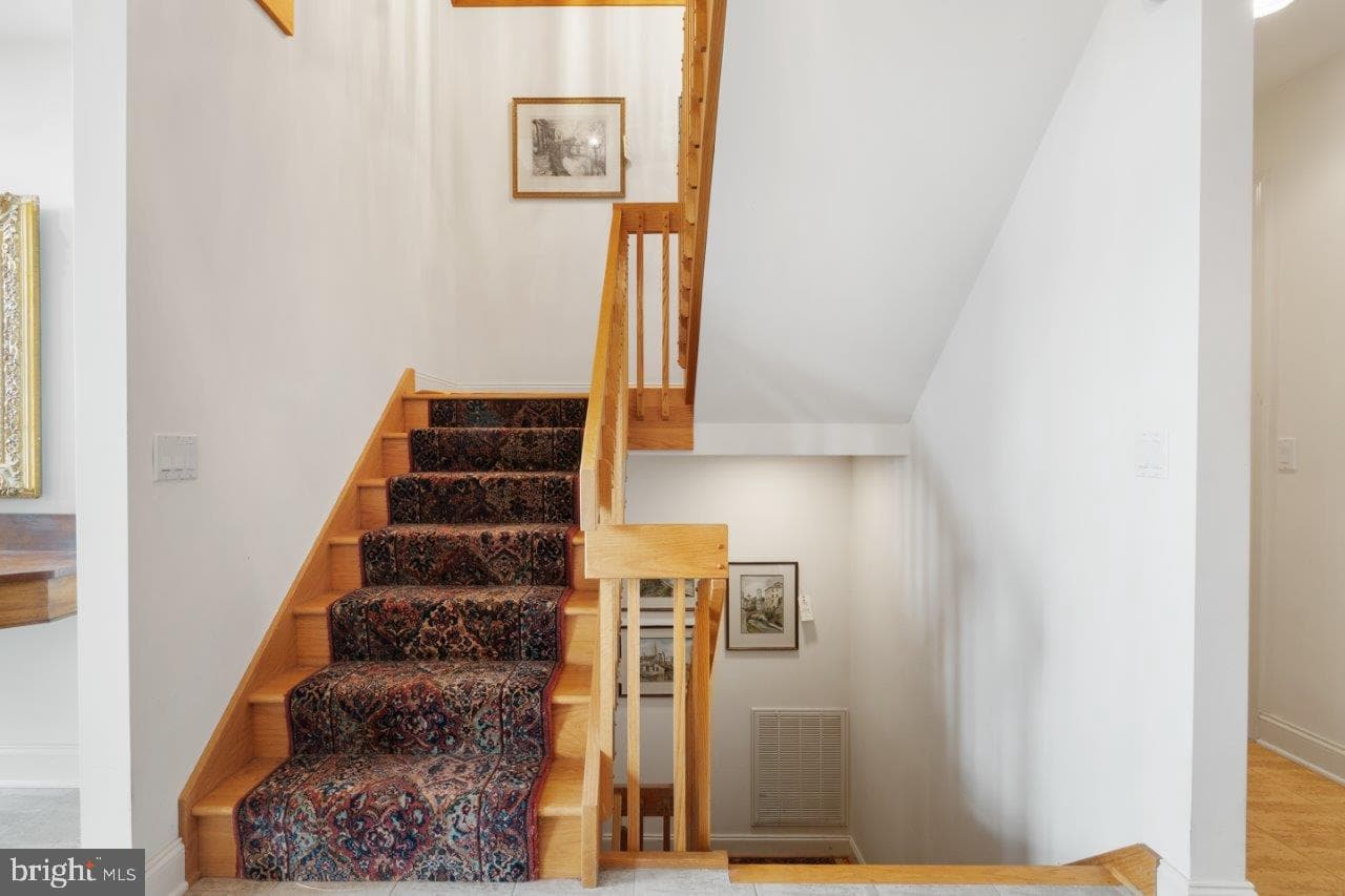 1505 Highland Circle photo 32