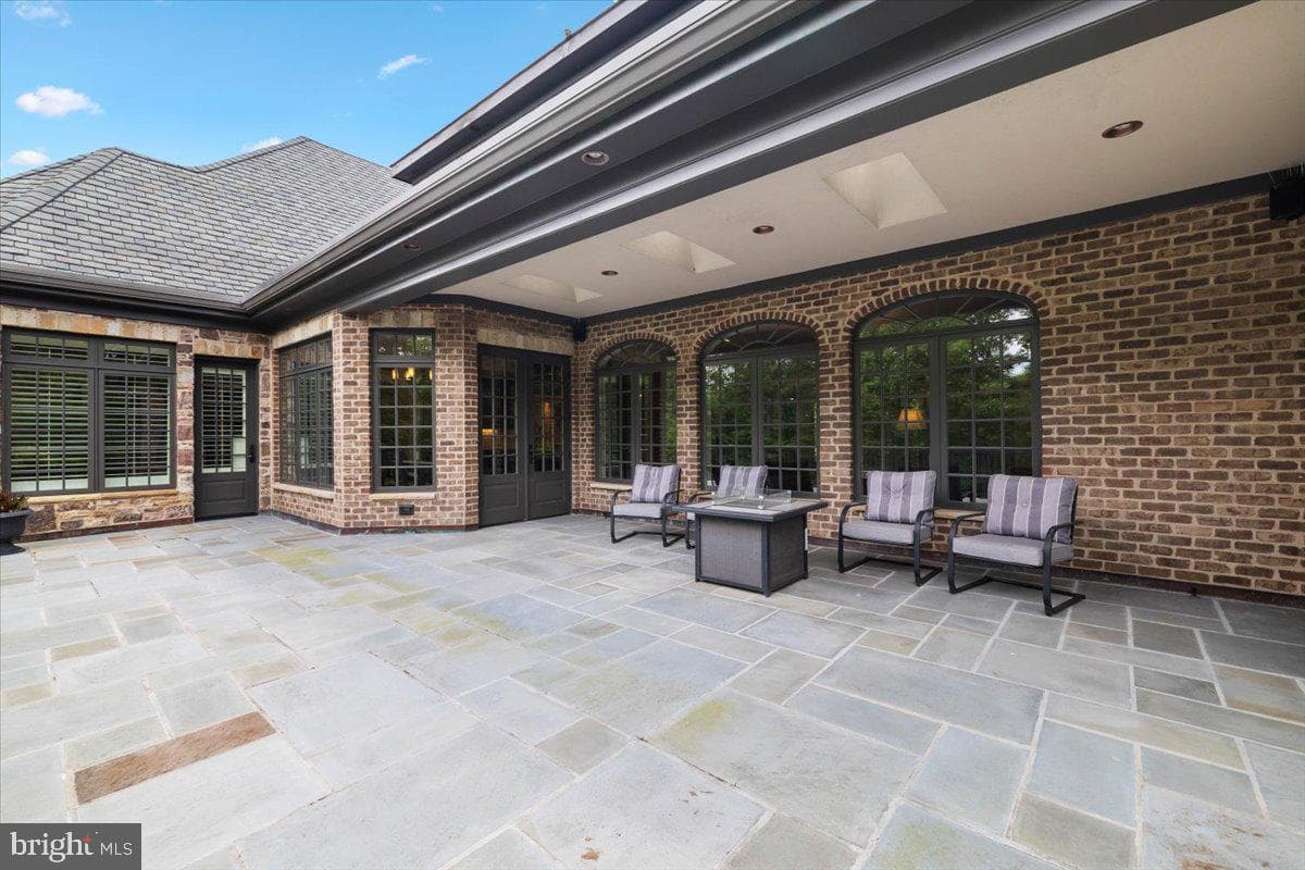 4255 Fortress Drive photo 40