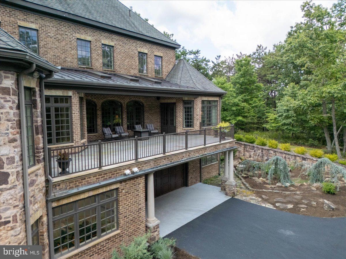 4255 Fortress Drive photo 96