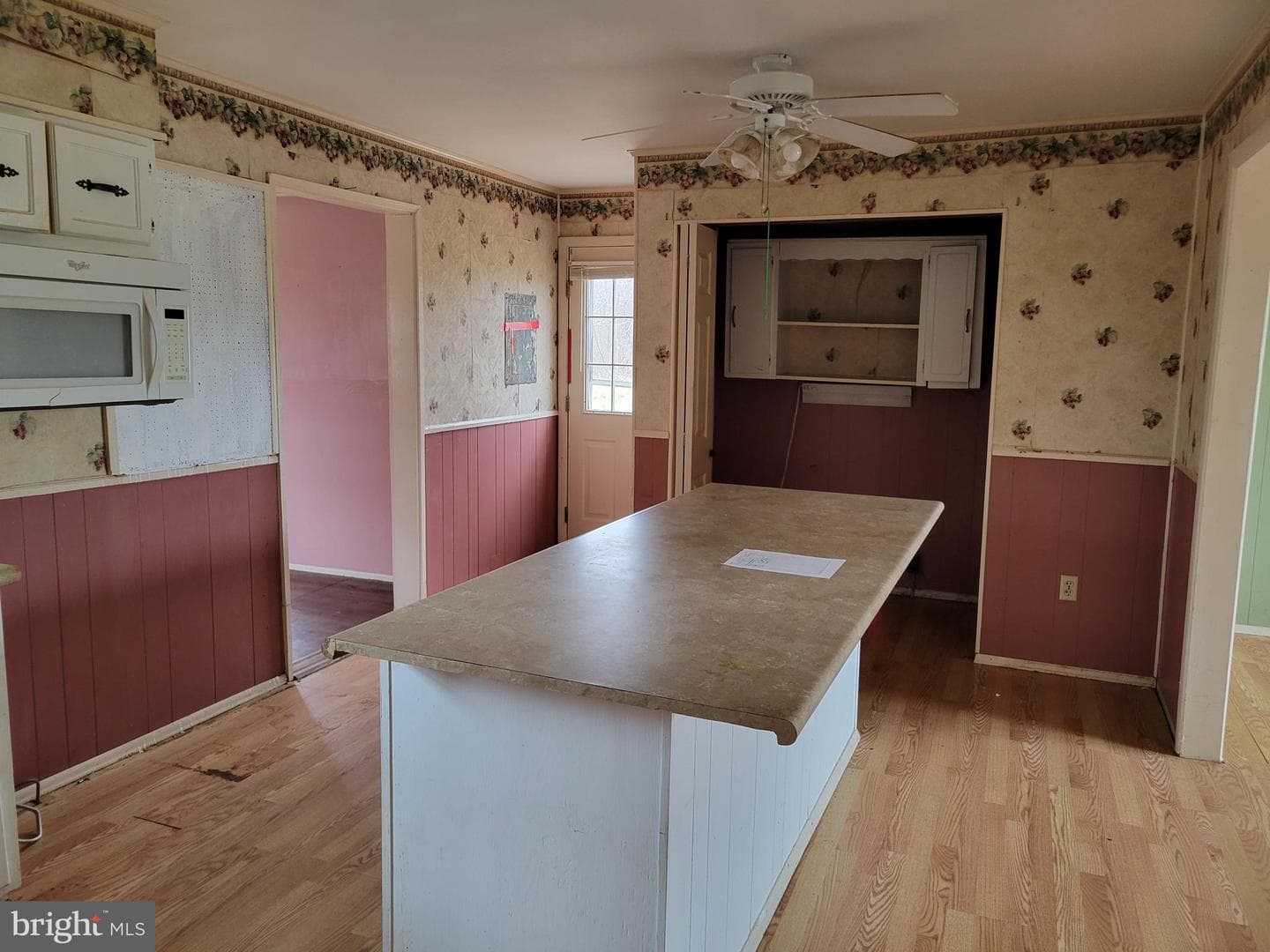 726 Courthouse Drive photo 6