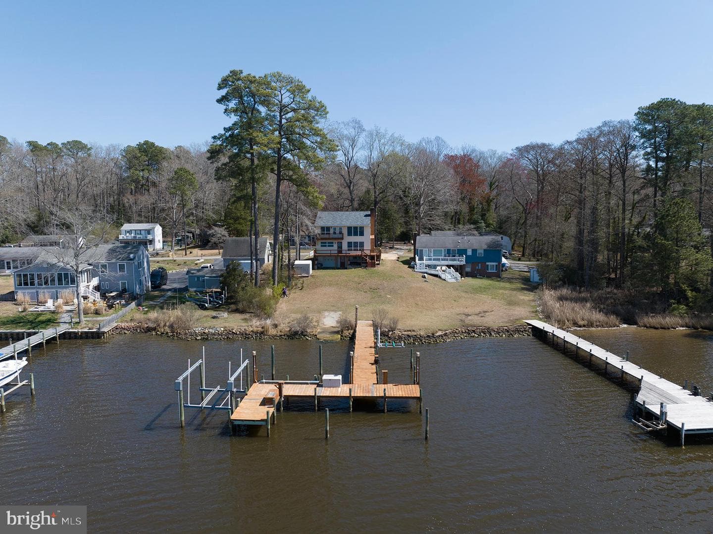 147 Beach Drive photo 11