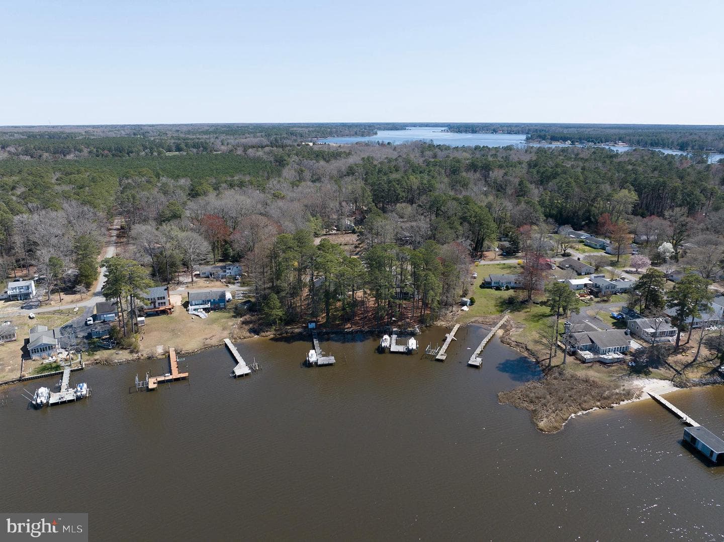 147 Beach Drive photo 23