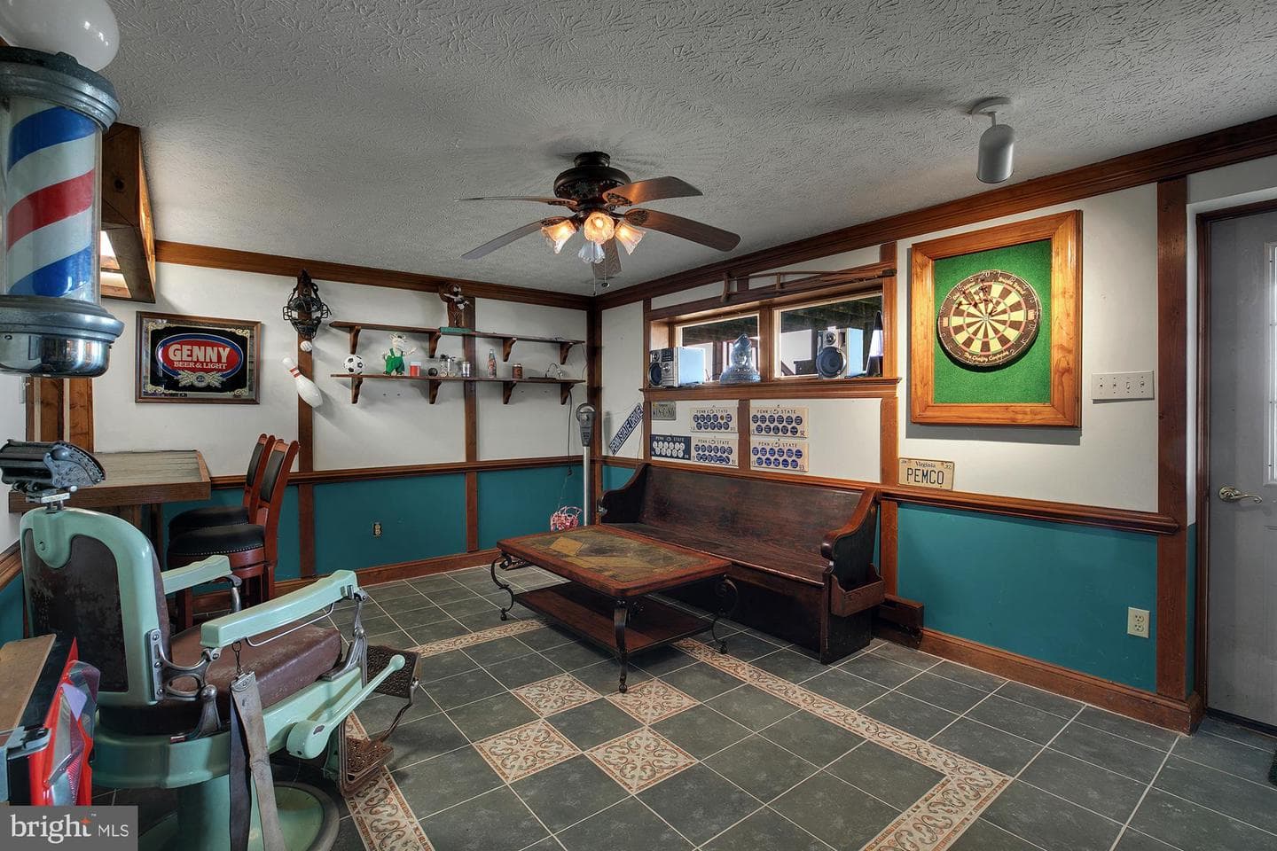 147 Beach Drive photo 57