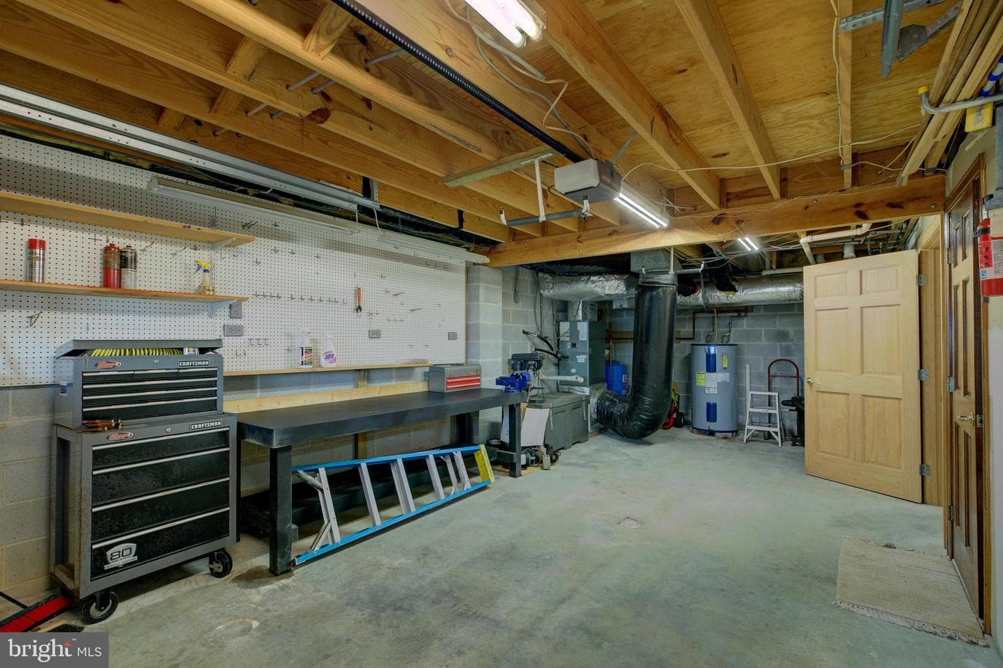 147 Beach Drive photo 60