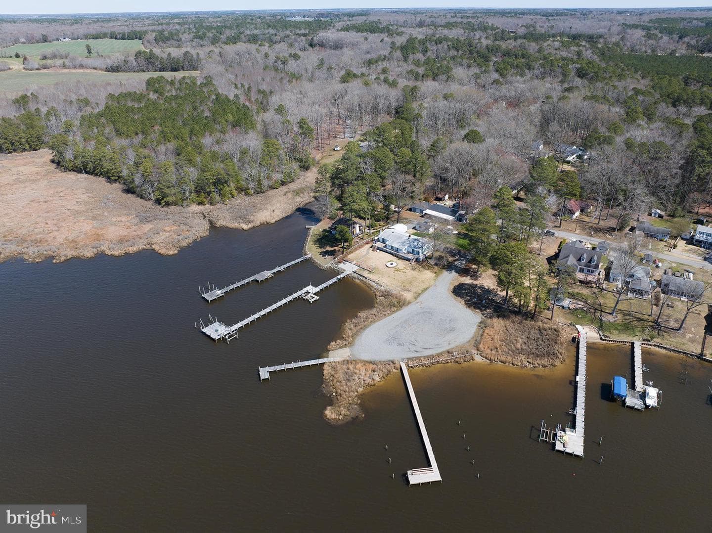 147 Beach Drive photo 9