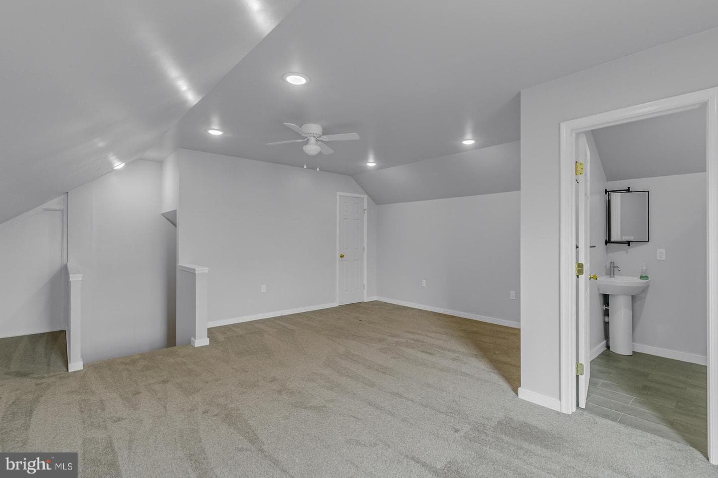 47 Roseberry Lane photo 34