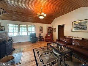 1686 Locust Grove Road photo 2