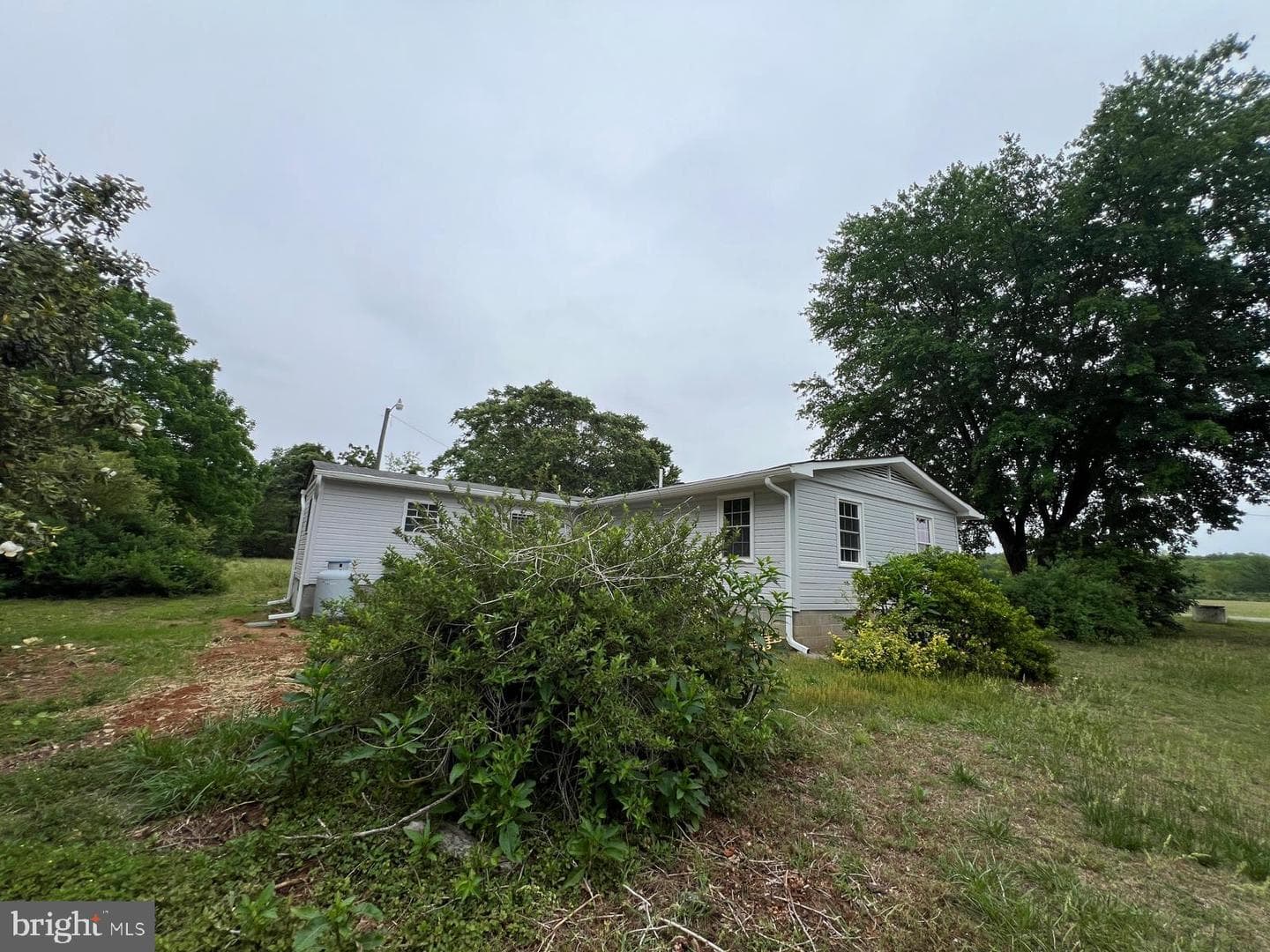 726 Courthouse Drive photo 12