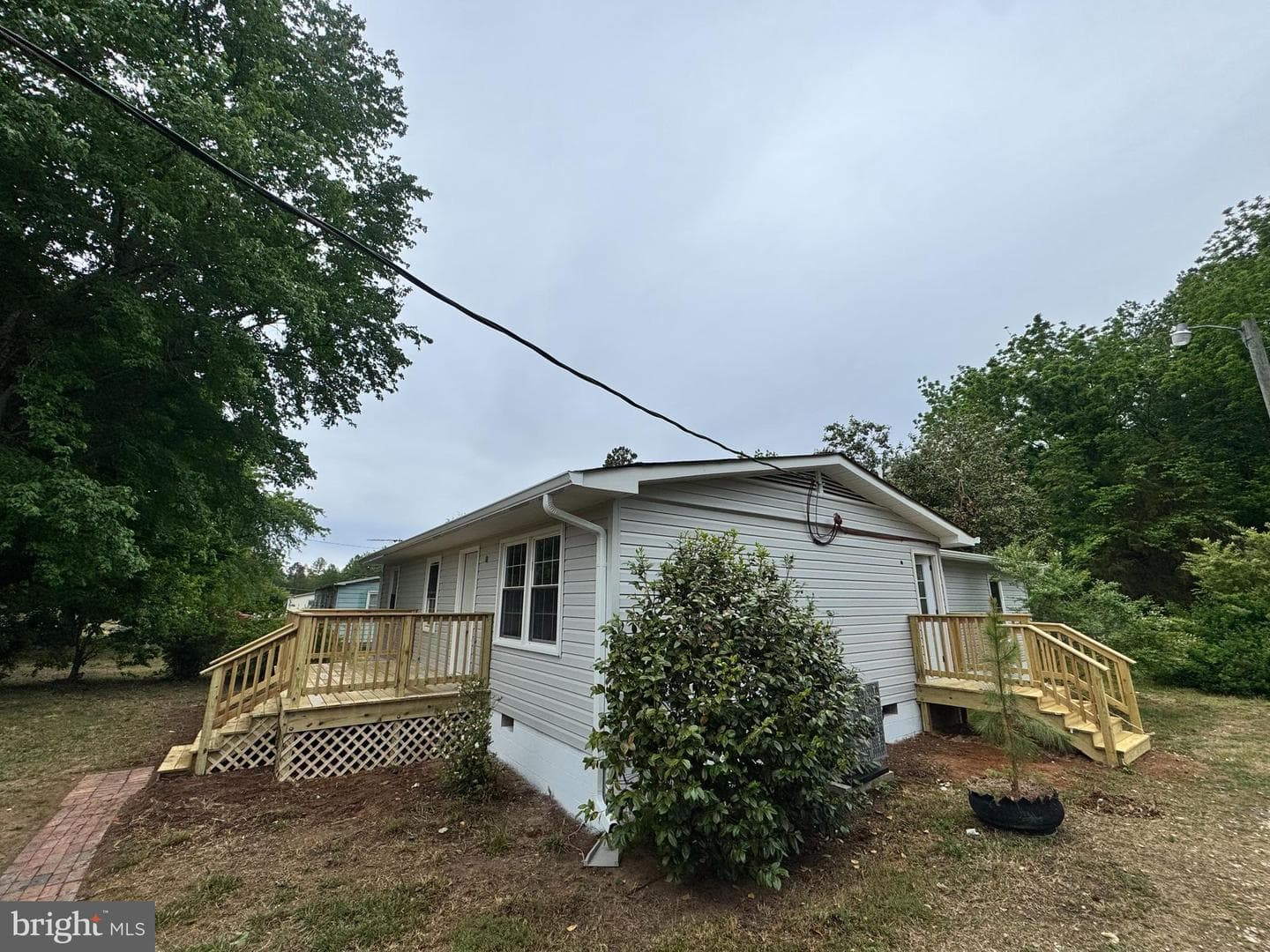 726 Courthouse Drive photo 17