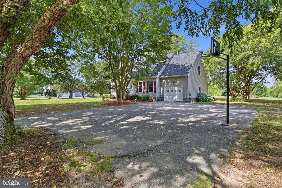 230 Chick Cove Drive photo 3