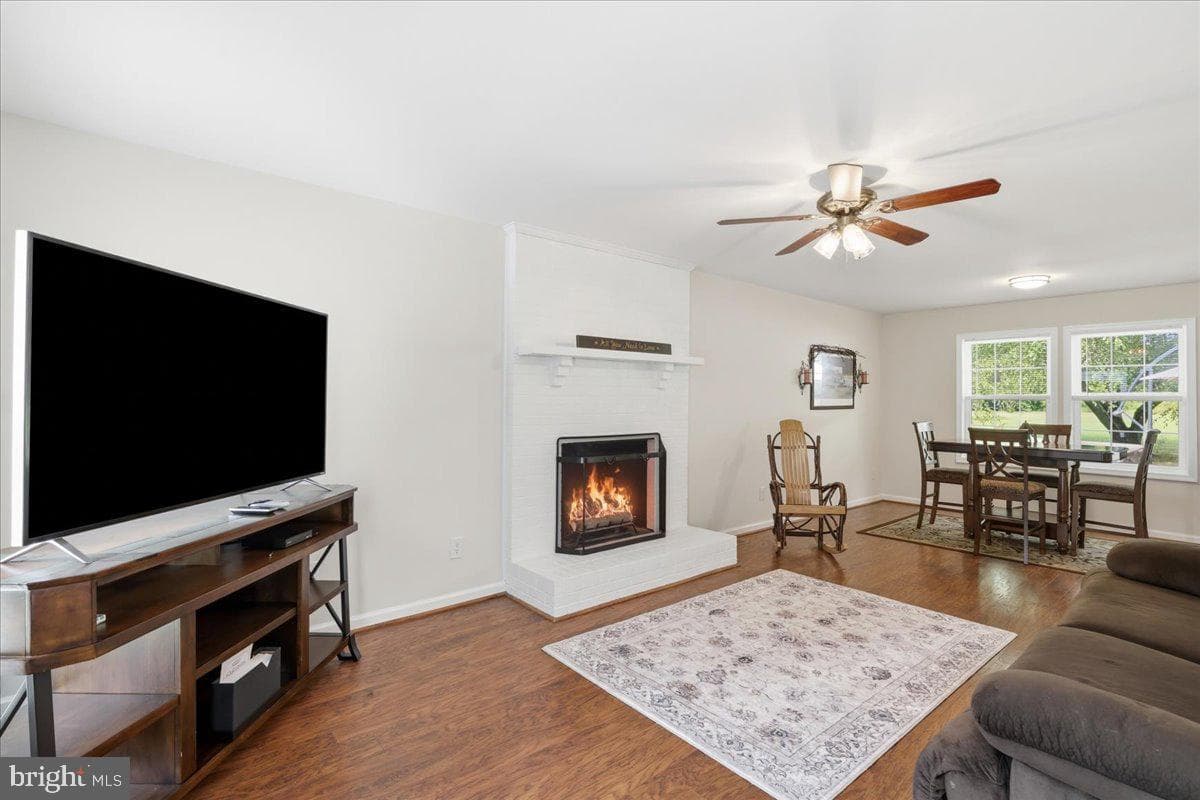 230 Chick Cove Drive photo 5