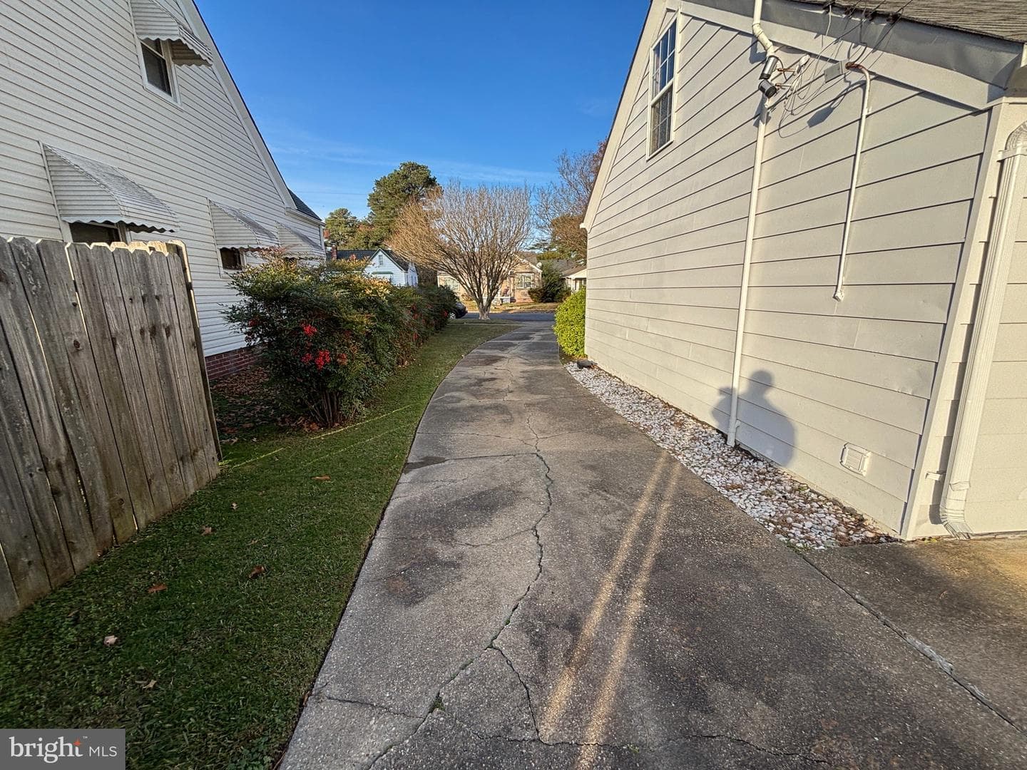 3737 Buckingham Street photo 27