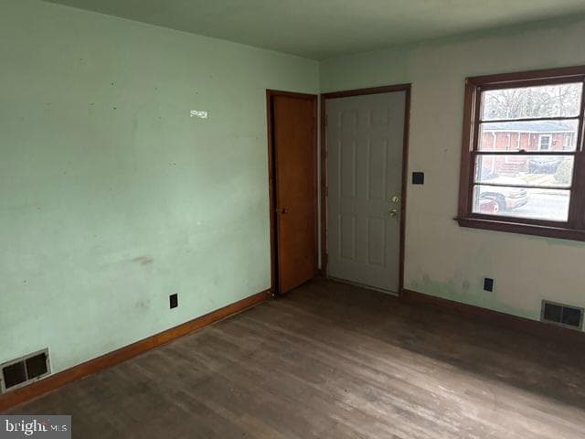 2441 Alder Street photo 5