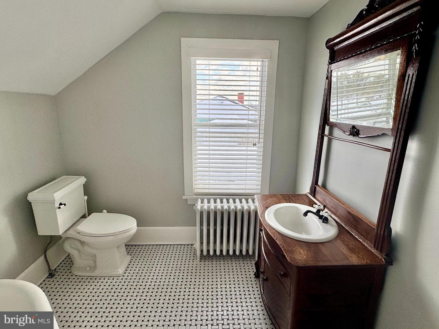 340 Randolph Avenue photo 13