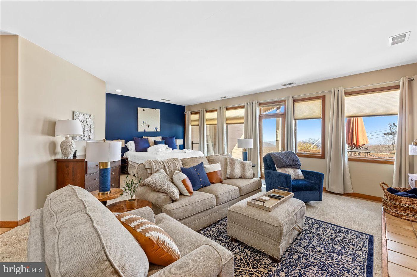 905 Diamond Hill, Wintergreen