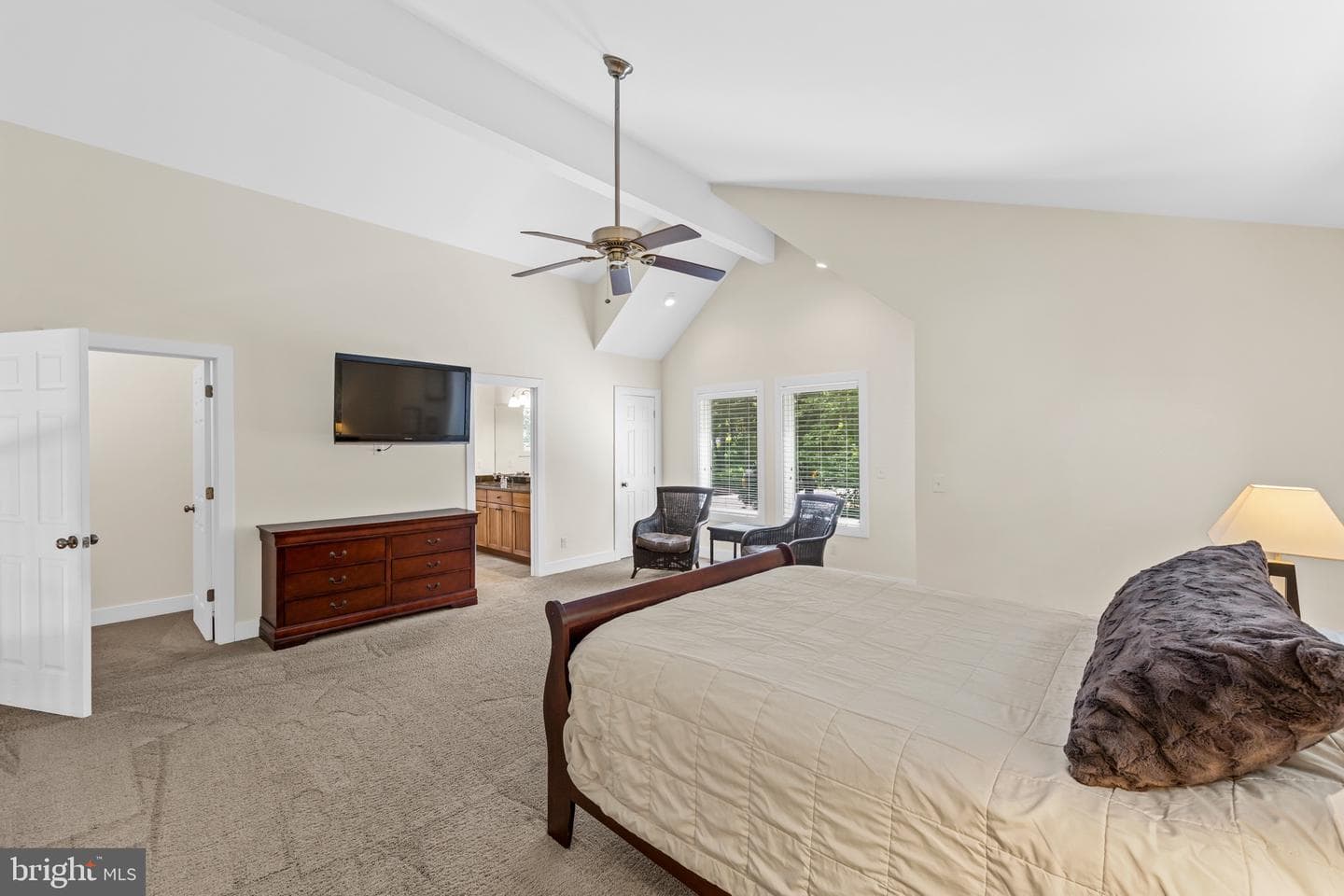 75 N Forest Drive photo 23