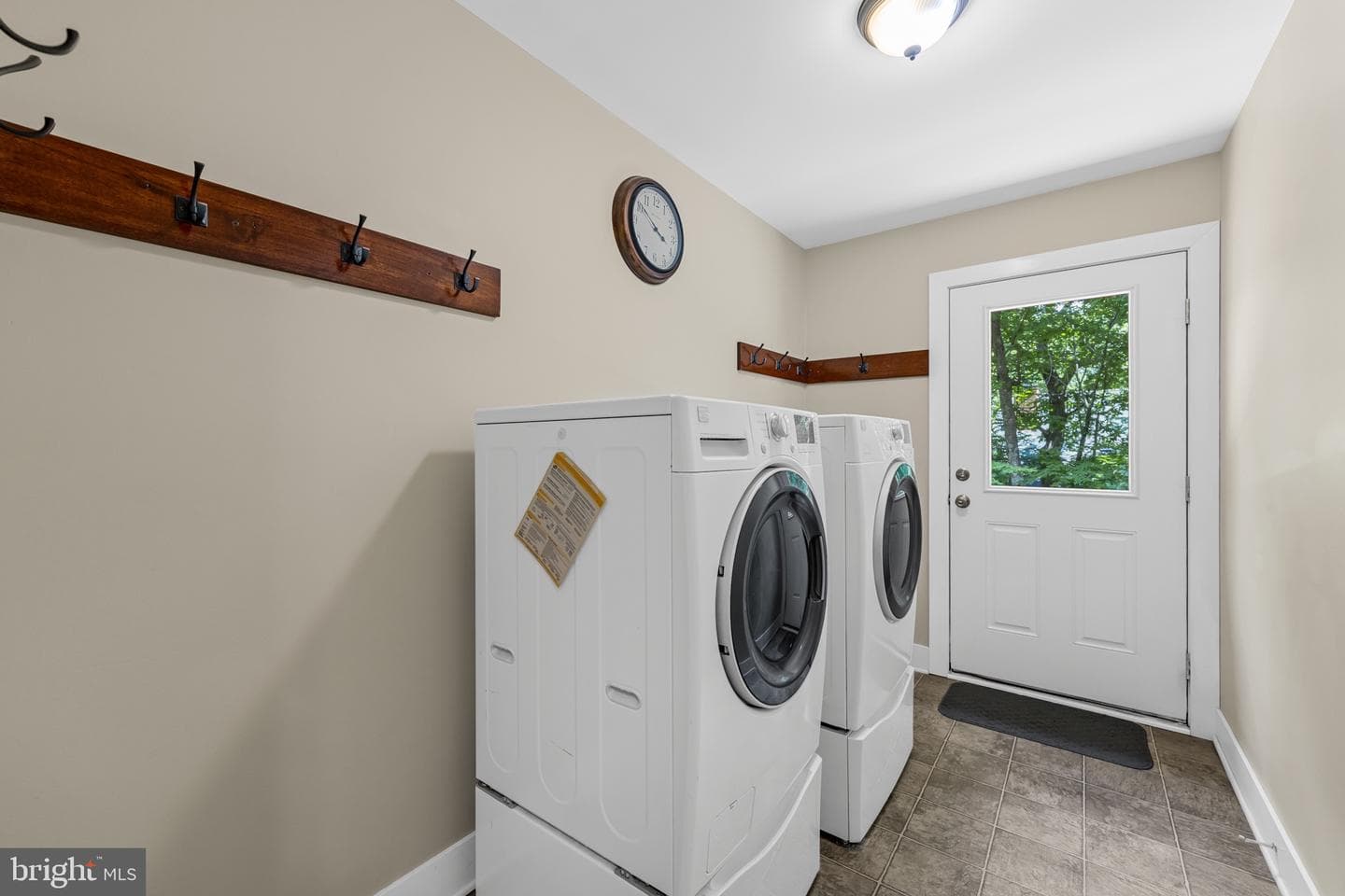 75 N Forest Drive photo 35