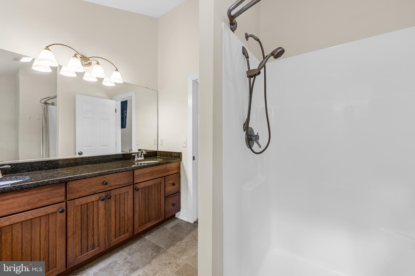 75 N Forest Drive photo 40