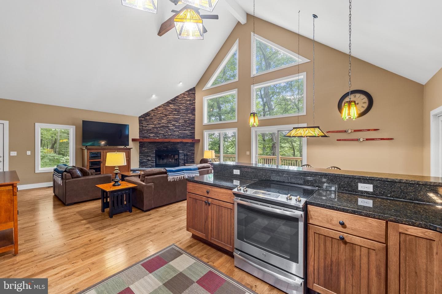 75 N Forest Drive photo 8