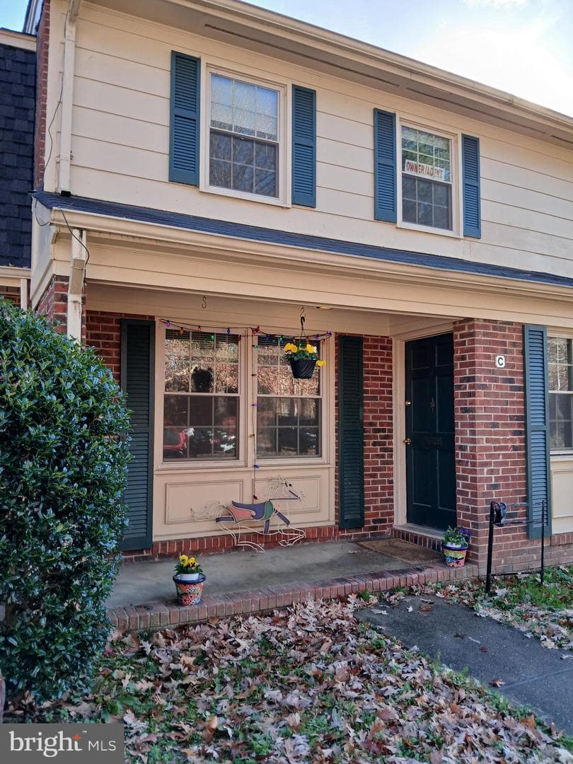385 Circuit Lane #c photo 1