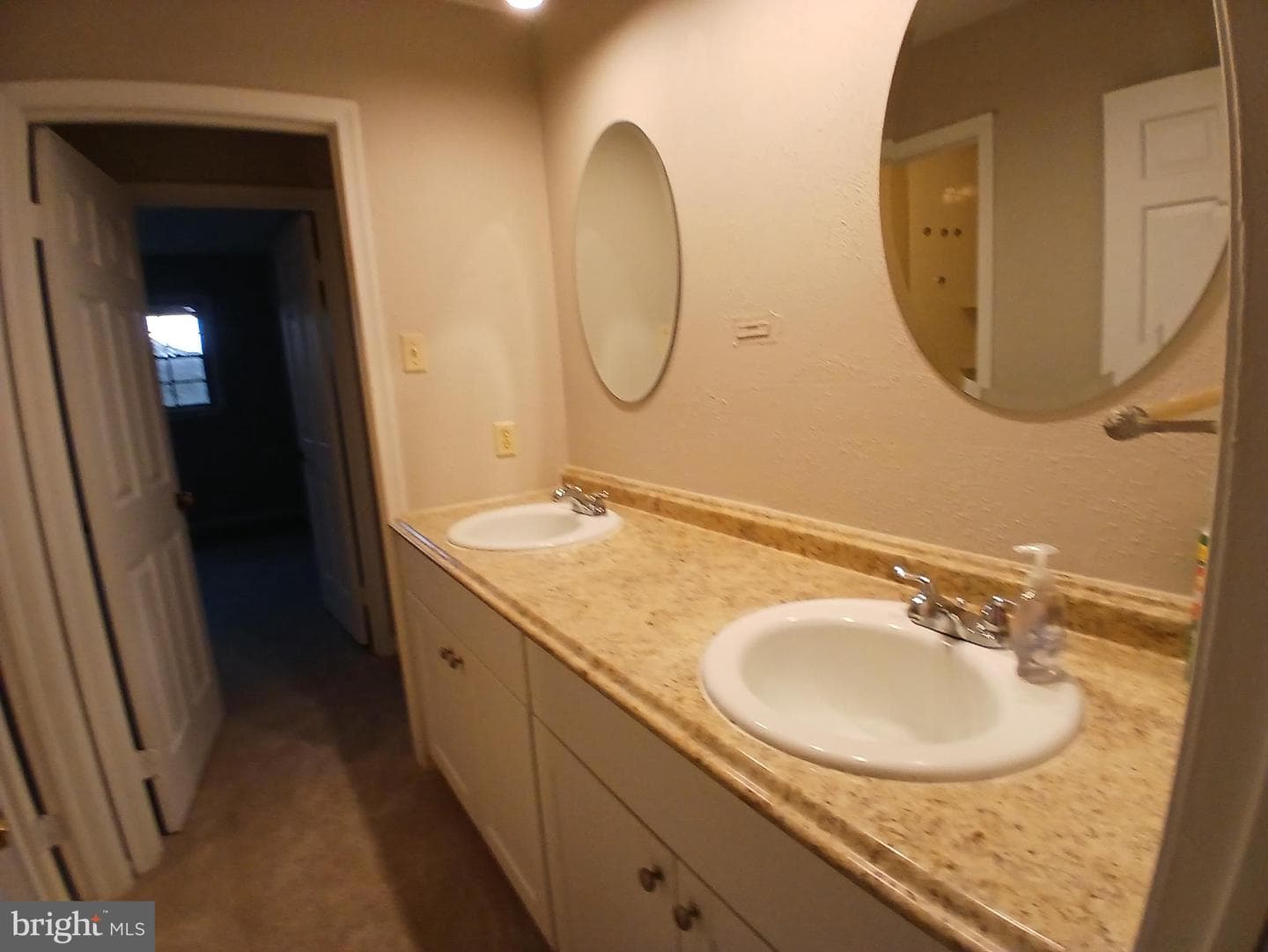 385 Circuit Lane #c photo 16