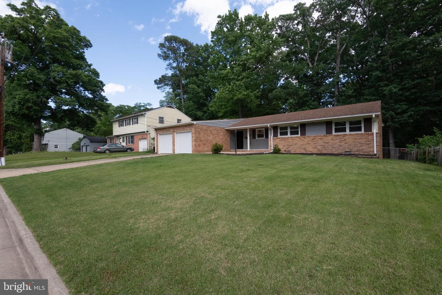 22 Meadow Creek Drive photo 2