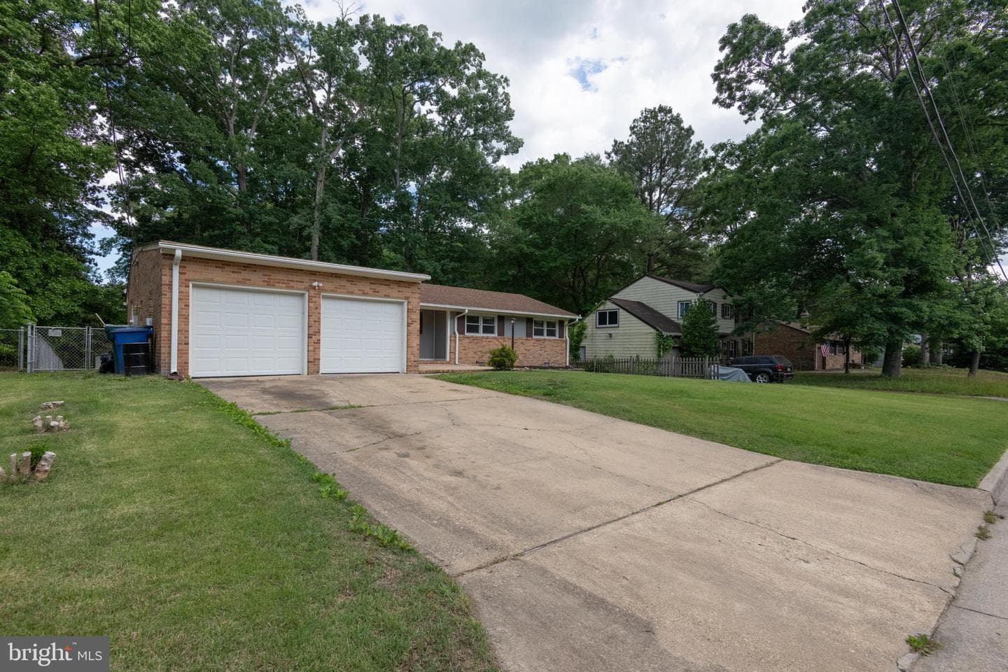 22 Meadow Creek Drive photo 3