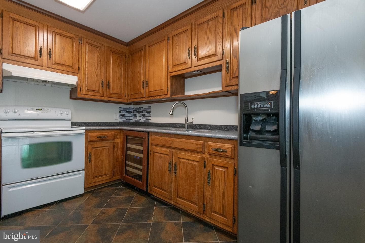 22 Meadow Creek Drive photo 5