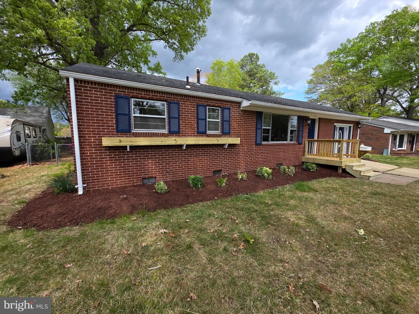 14 Teakwood Drive photo 2