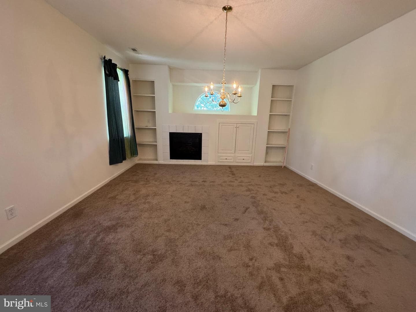 223 Southlake Place photo 12