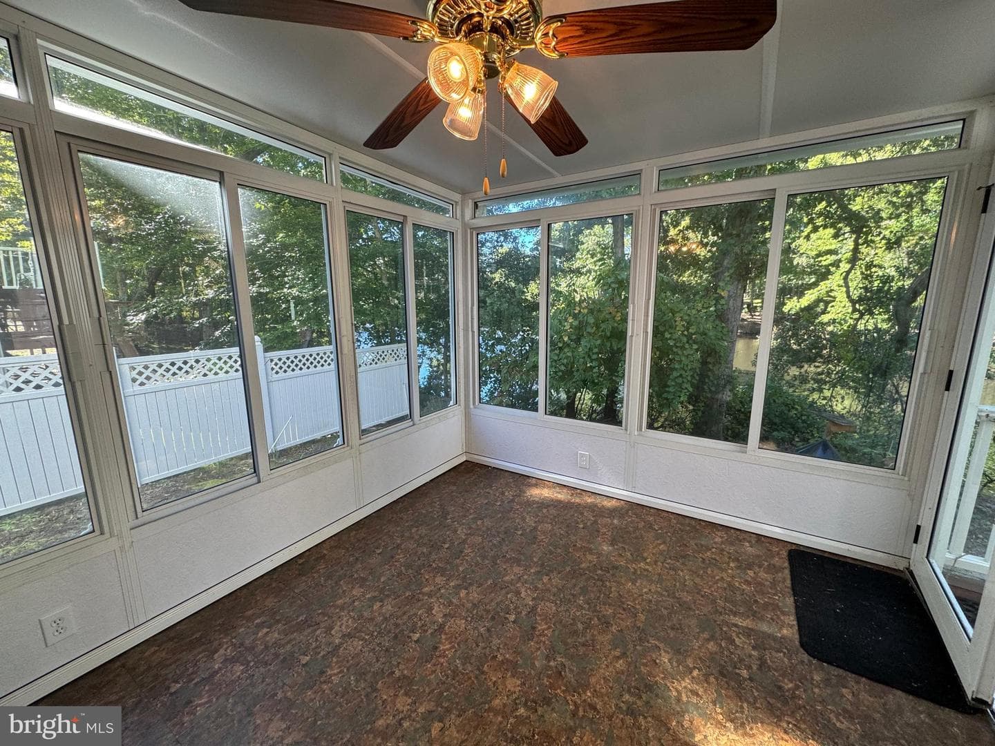 223 Southlake Place photo 29