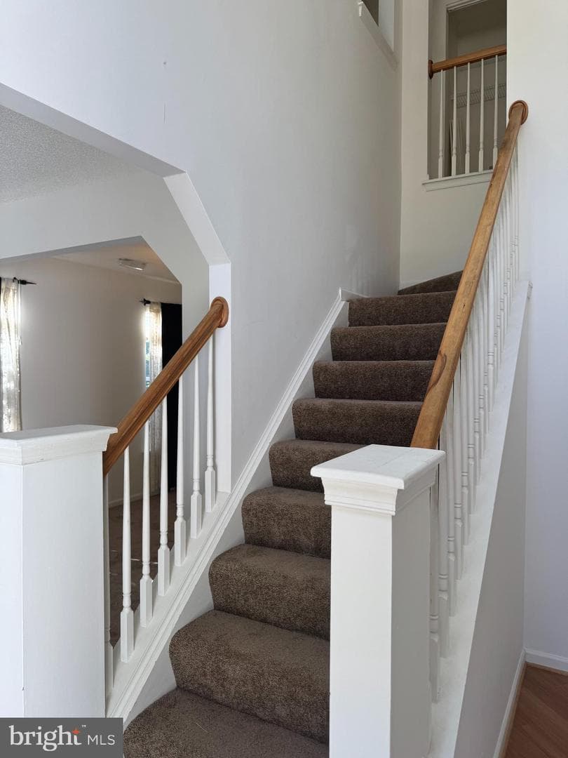 223 Southlake Place photo 4
