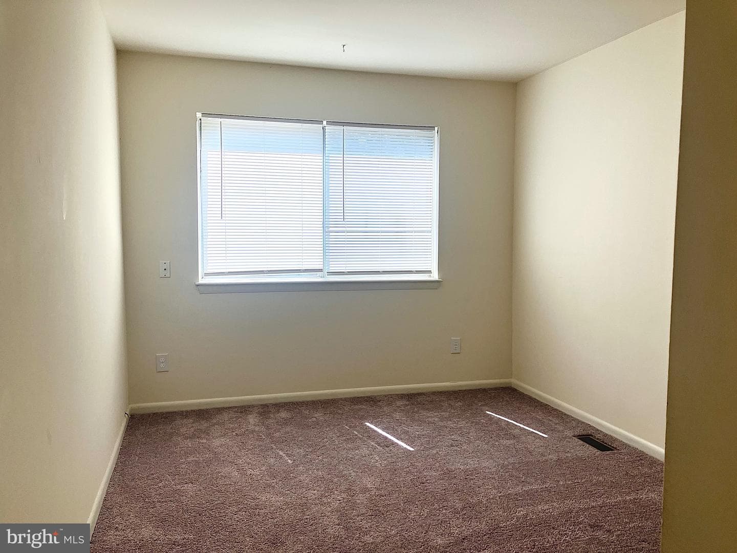1601 Malibu Place photo 18