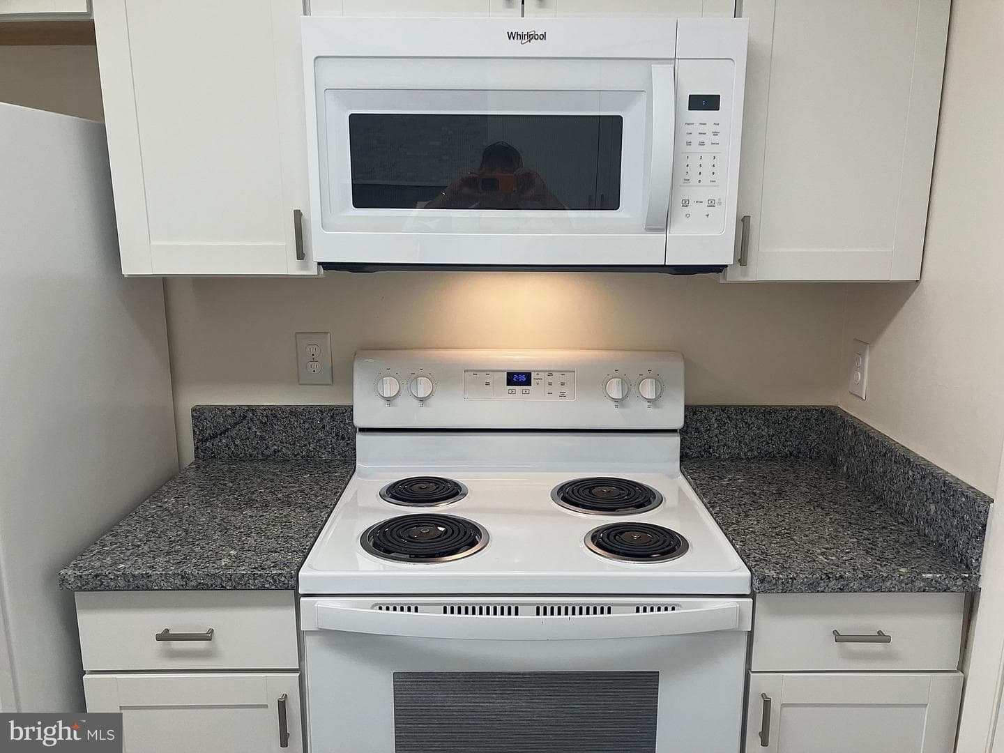 1601 Malibu Place photo 7