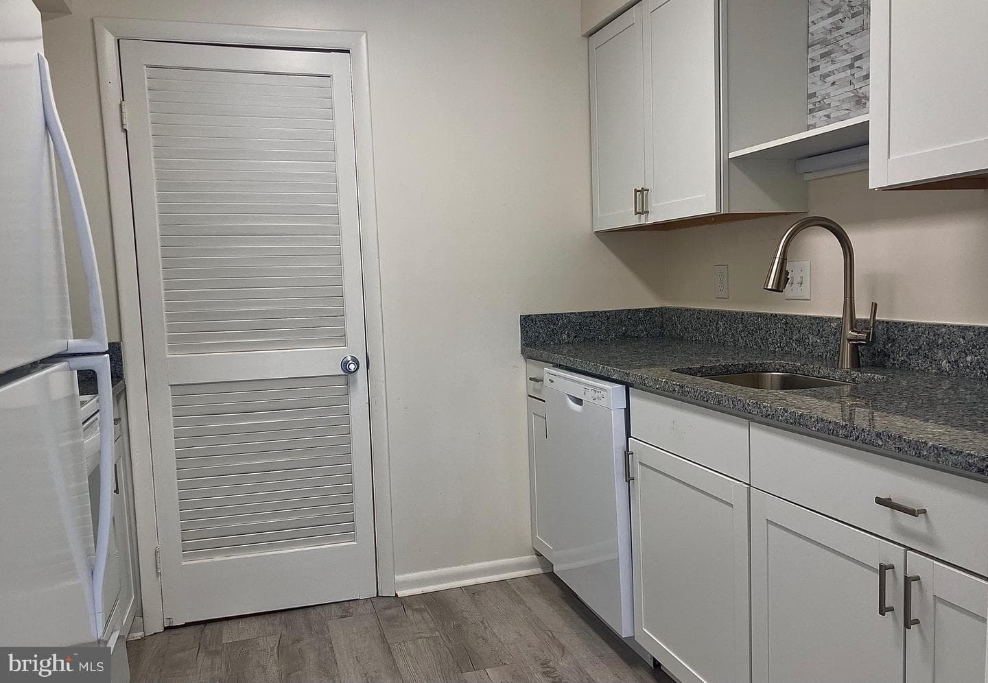 1601 Malibu Place photo 8