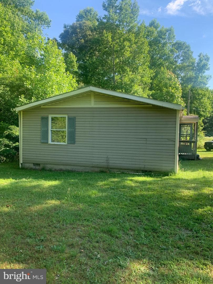 931 Light St photo 6