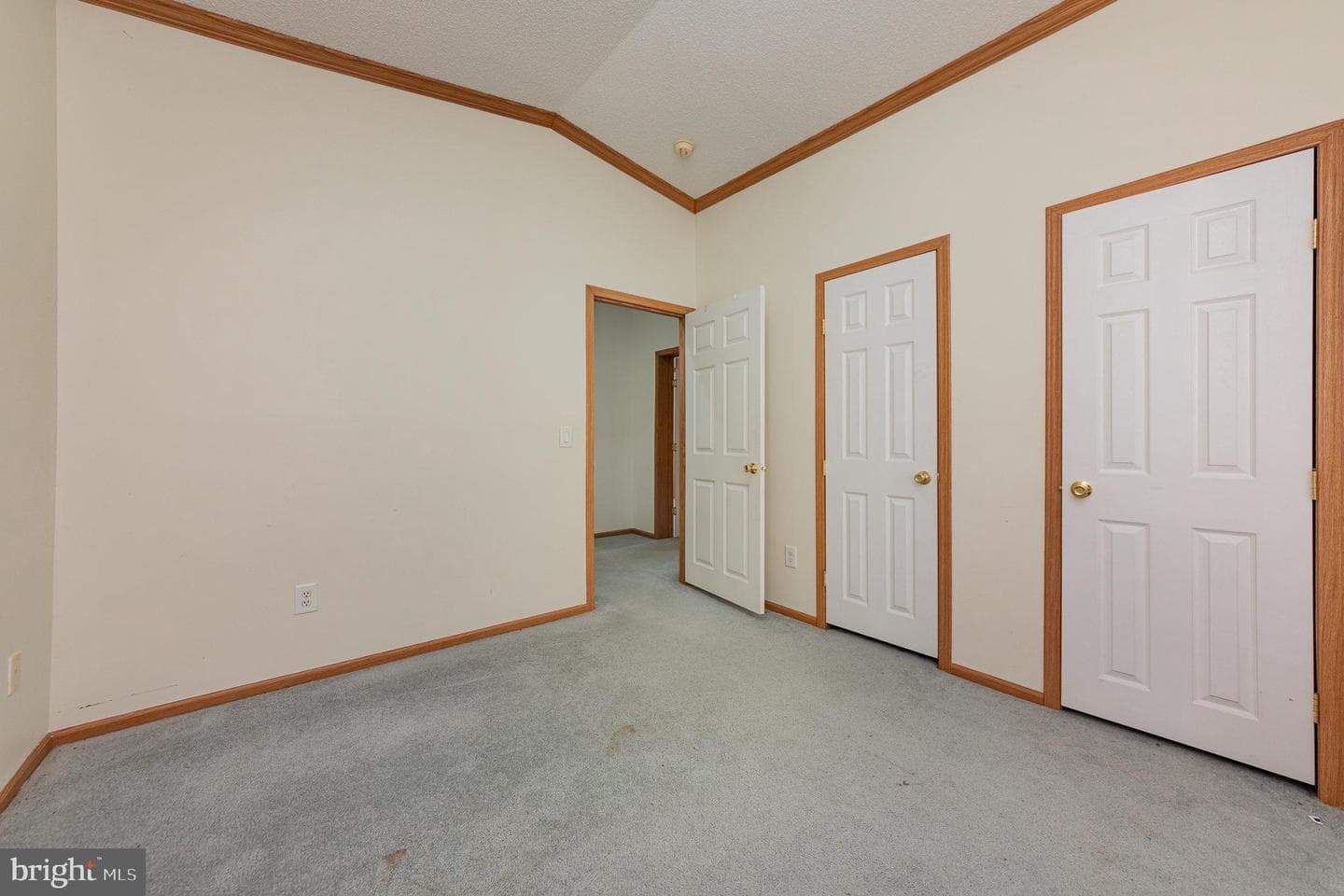 14 Knights Dr photo 24